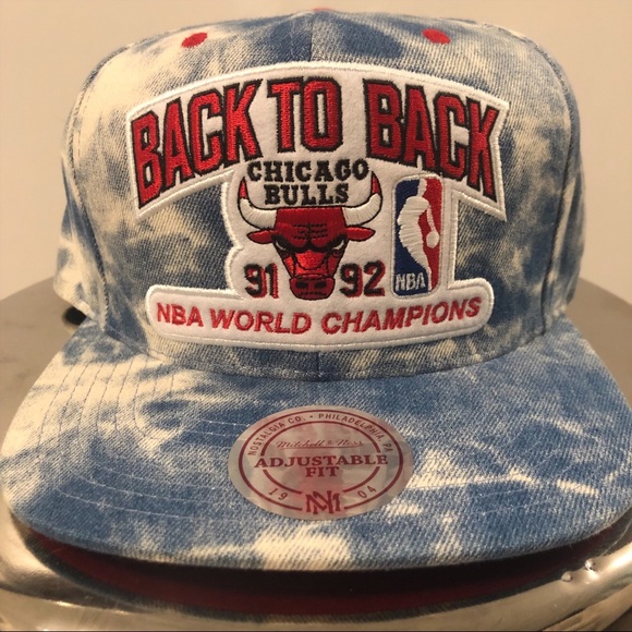 🏀👖Chicago Bulls Denim Acid Wash B2B Champs Hat - Picture 2 of 5